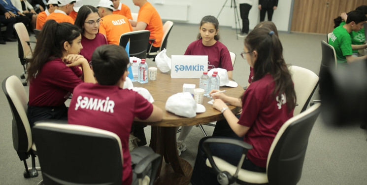 Şəmkirdə “Zəkaların mübarizəsi” olimpiadasının regional mərhələsi təşkil olunub