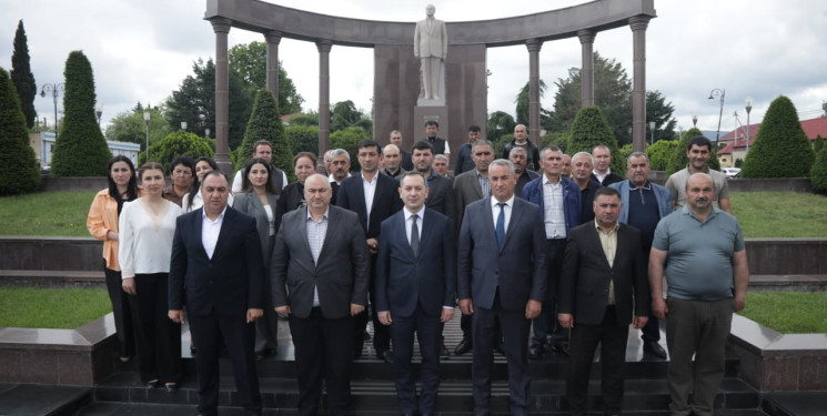 Şəmkirdə Ekologiya və Təbii Sərvətlər Nazirliyinin işçilərinin peşə bayramı qeyd edilib